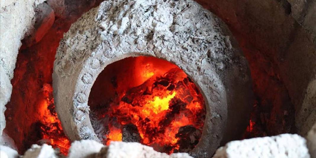 Baba-oğul el ele veriyor, killi topraktan çıkarıyor! Unutulmasına izin vermiyorlar: Taleple birlikte daha çok üretiyorlar 2